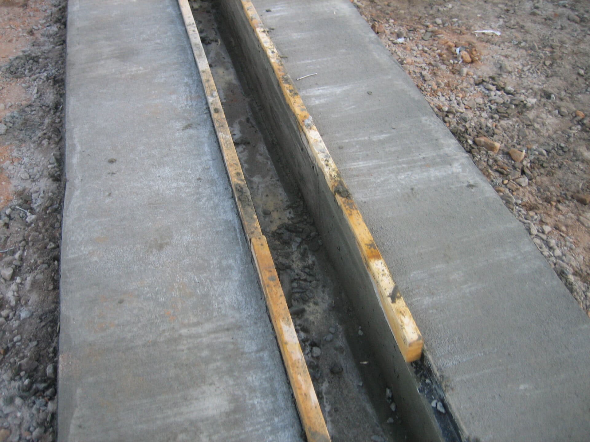 how-to-form-a-concrete-trench-drain-eric-sons-dura-trench