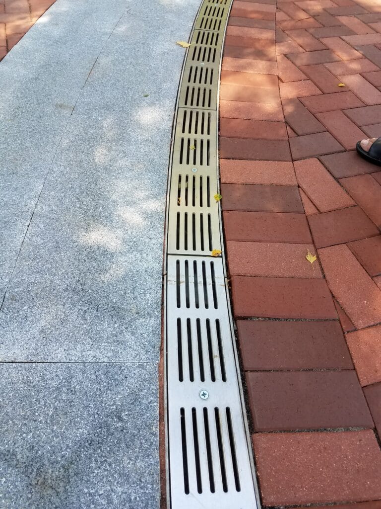 Radial trench drains